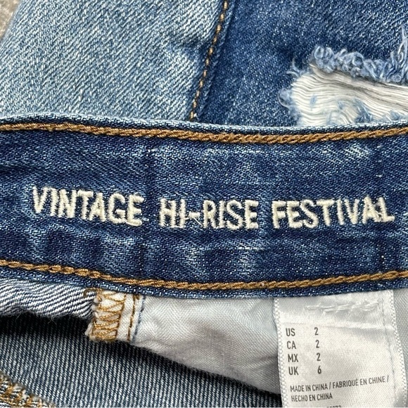 NWOT American Eagle Distressed Vintage Hi-Rise Festival Jean Short size 2 - Picture 10 of 12